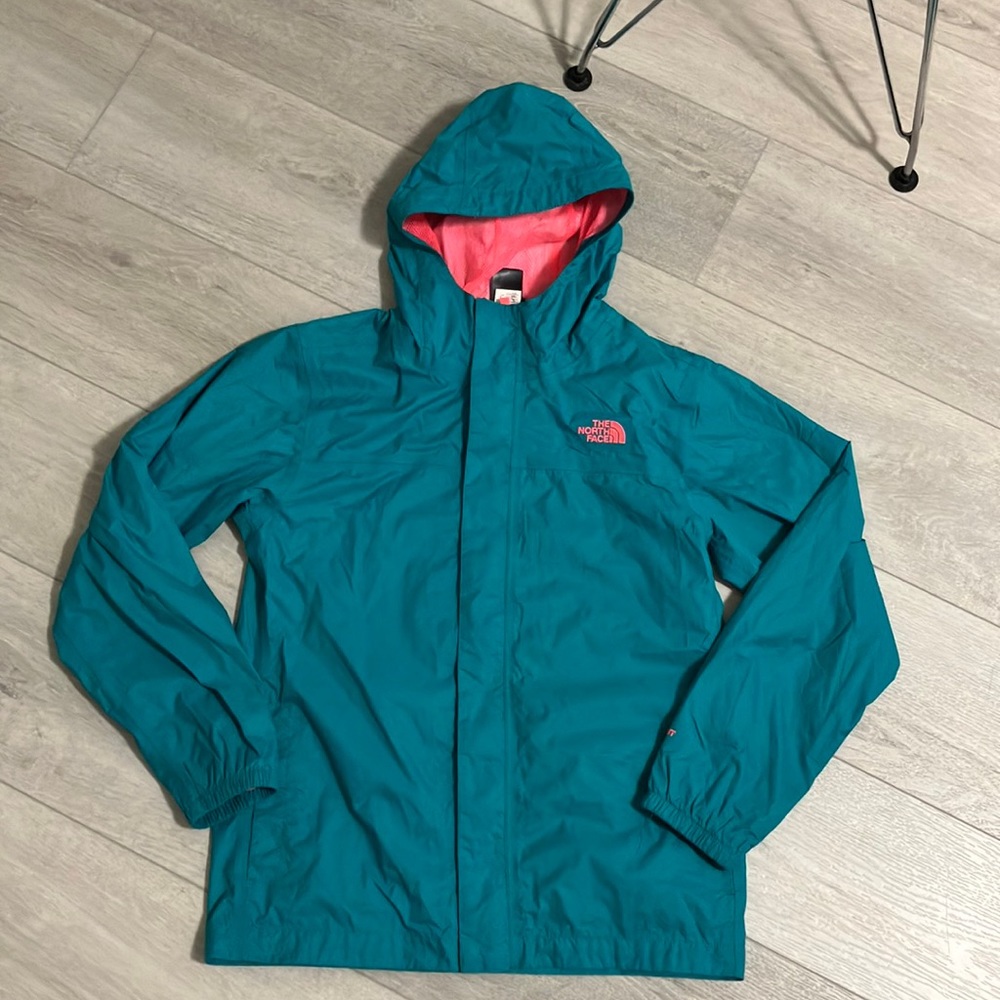 The North Face , Girls XL (18) , hyvent , lightweight rain jacket. - Picture 1 of 5